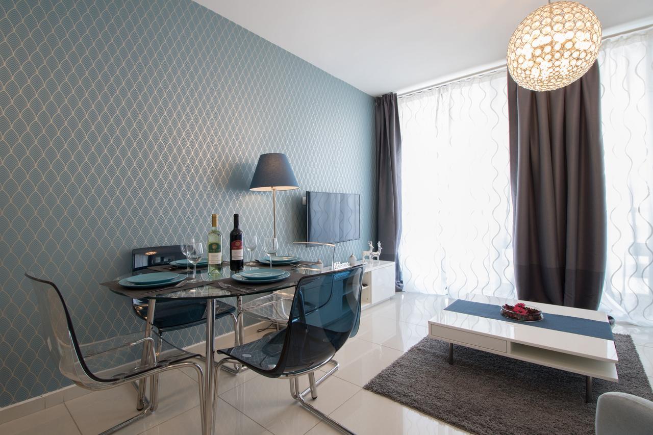 Sweethome26 Luxury Apt Close To The Beach & Free Parking Тел Авив Екстериор снимка